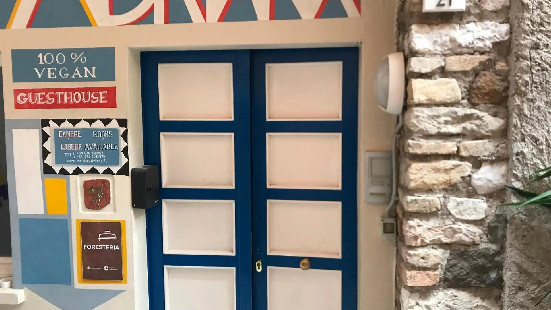 Vegan B&B Meuble Adriana Sirmione Bed & Breakfast