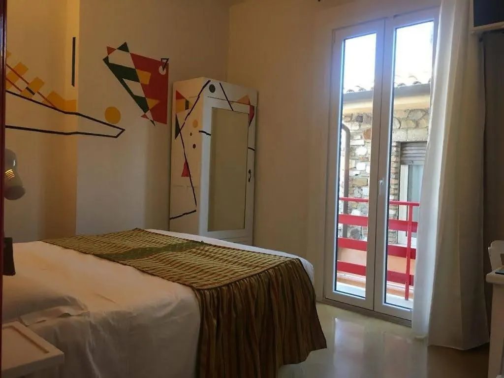 Vegan B&B Meuble Adriana Sirmione Bed & Breakfast