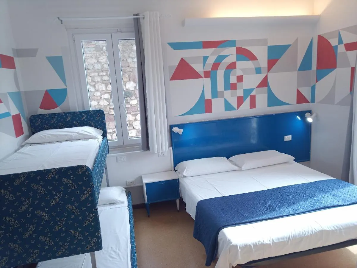 Oda ve Kahvaltı Vegan B&B Meuble Adriana Sirmione